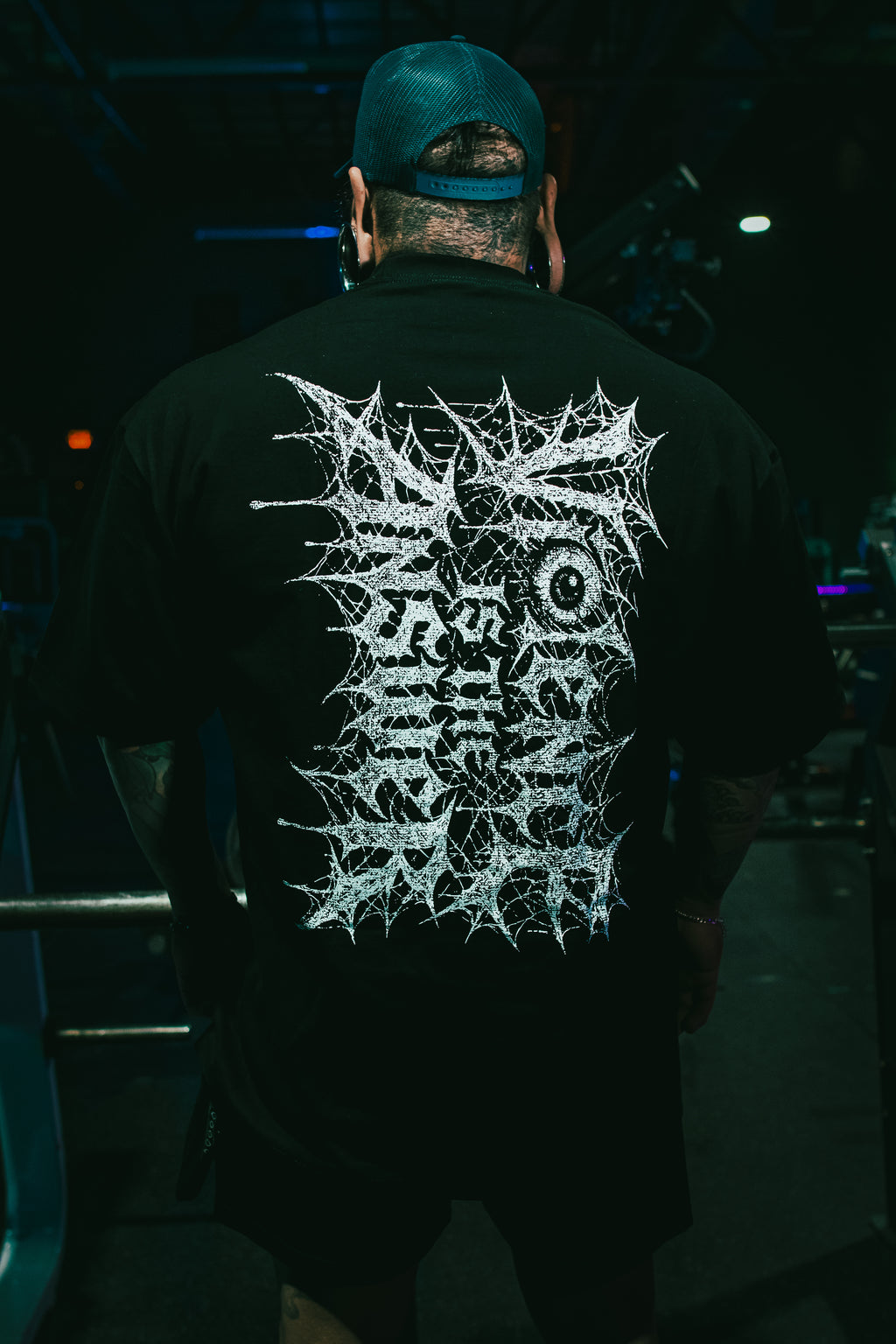 VIOLENCE IS THE ANSWER X SOUTH SIDE BODYBUILDING (BLACK EYEBALL)