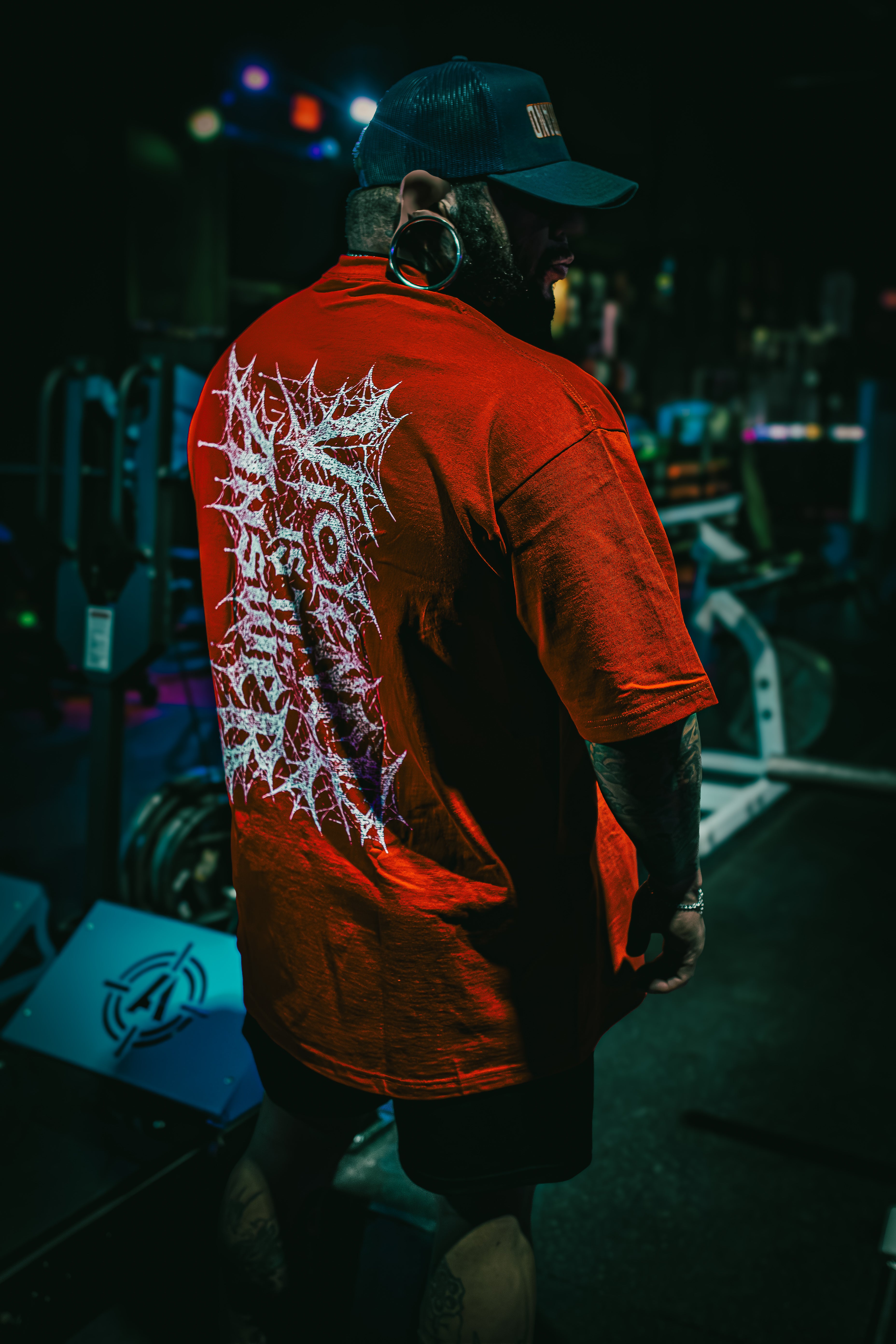 VIOLENCE IS THE ANSWER X SOUTH SIDE BODYBUILDING (RED EYEBALL)
