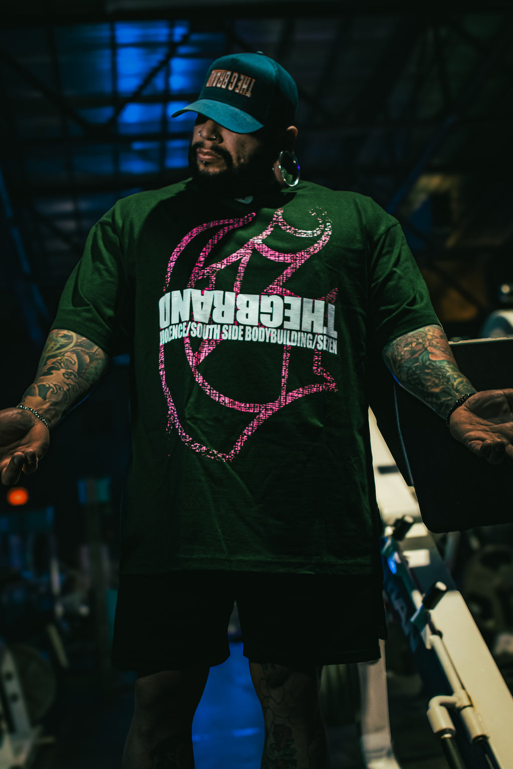 VIOLENCE IS THE ANSWER X SOUTH SIDE BODYBUILDING (PINK BARBELL)