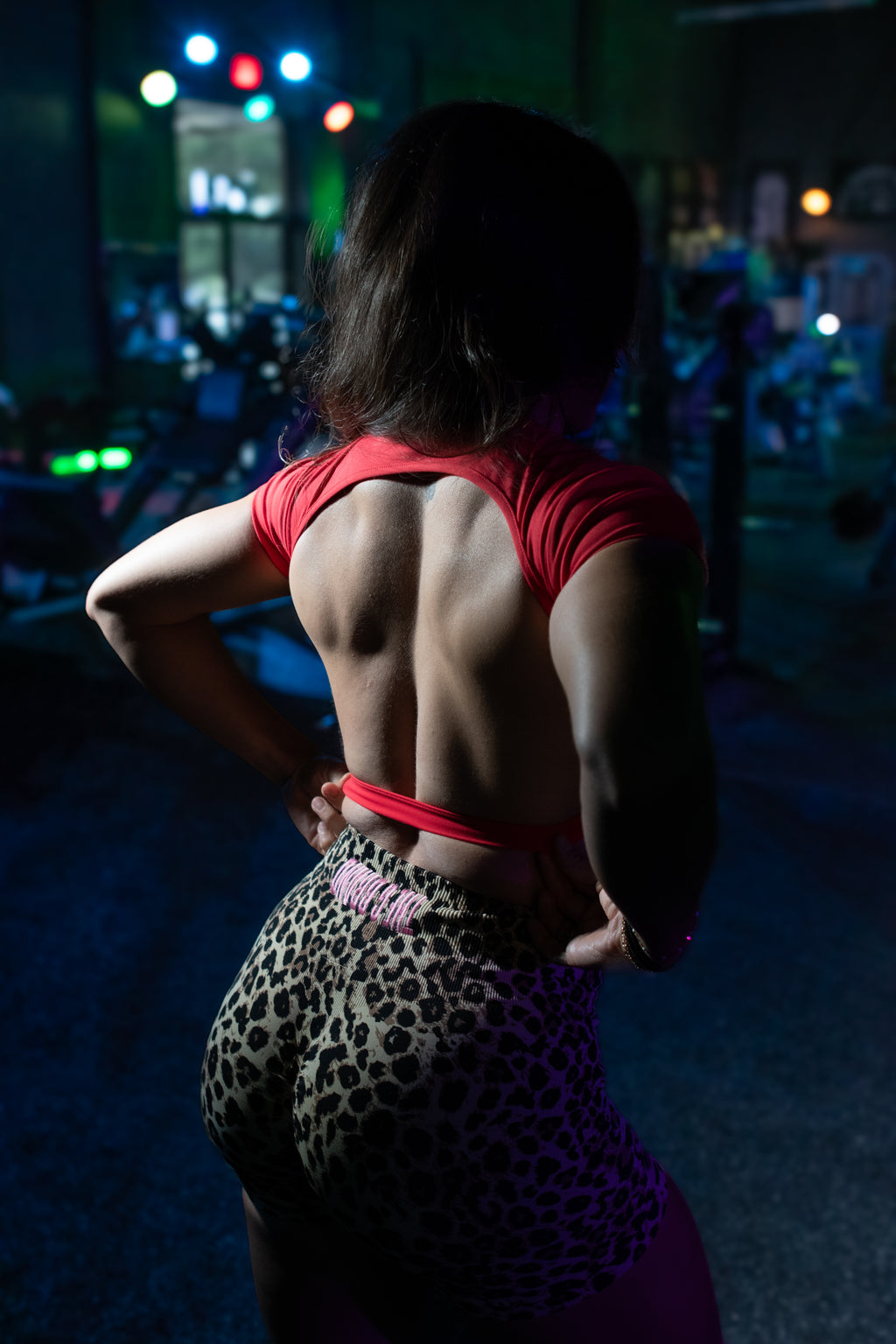 SPARKLE OPEN BACK G CROP! (RED BUTTER)